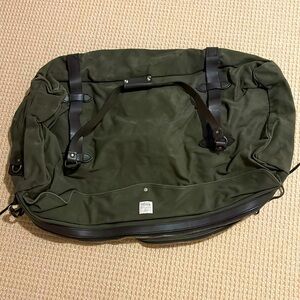 Large hunter green Filson duffle with brown leather straps - GOOD condition!